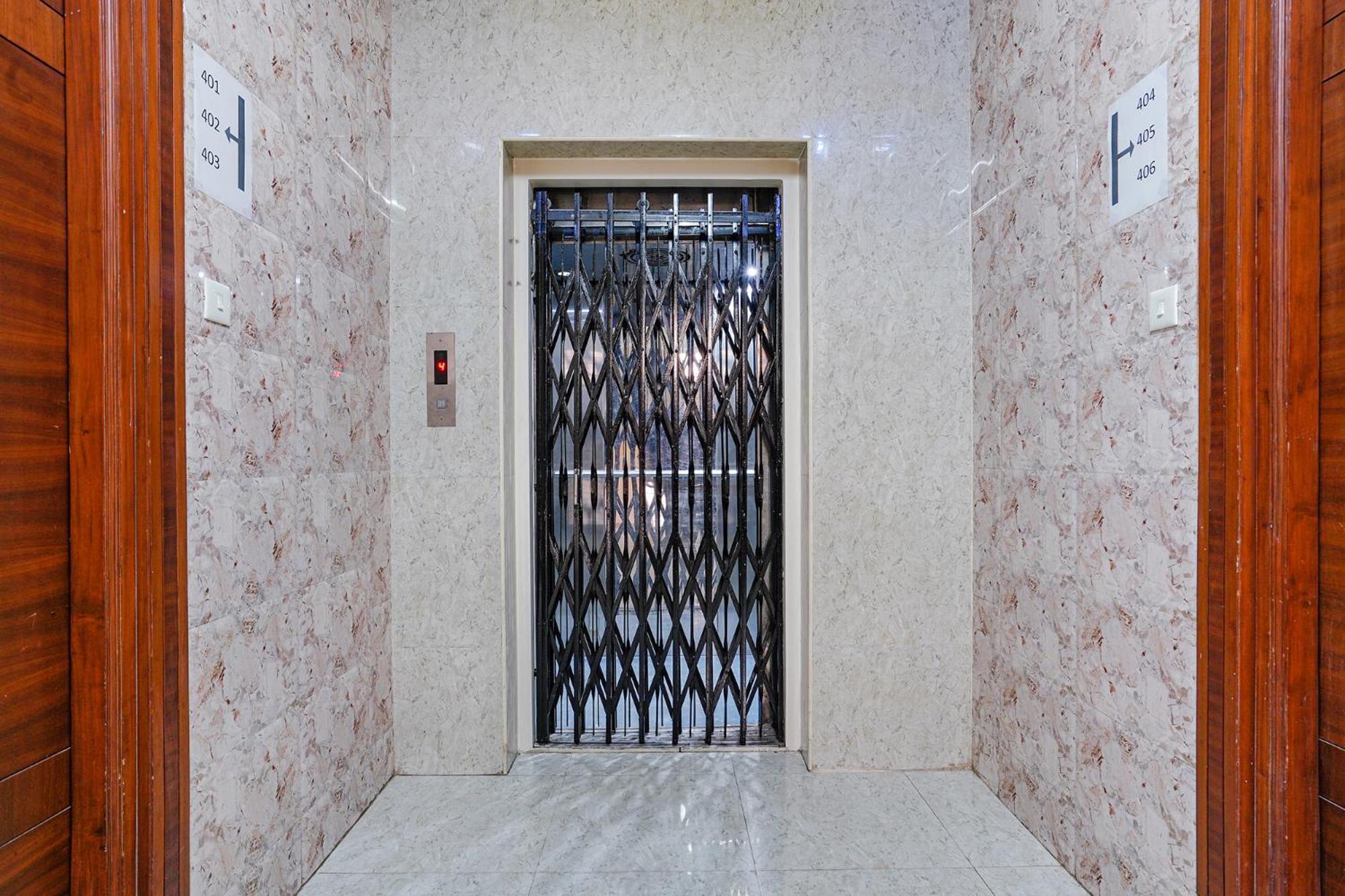Fabhotel Q Suites - Nr Kavuri Hills, Madhapur Haiderabad Buitenkant foto