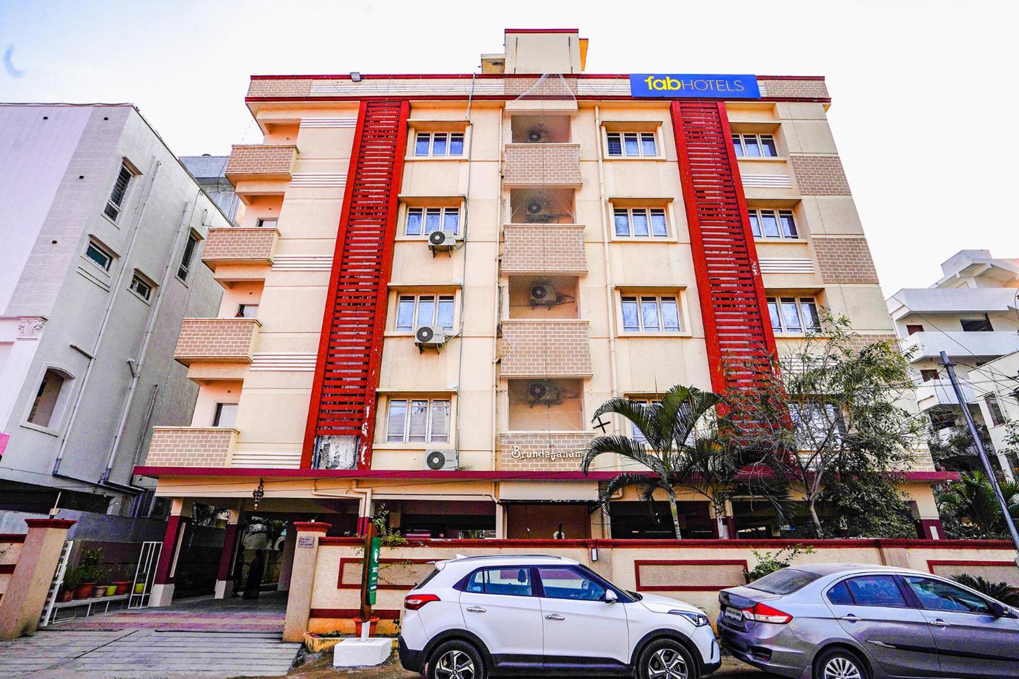 Fabhotel Q Suites - Nr Kavuri Hills, Madhapur Haiderabad Buitenkant foto